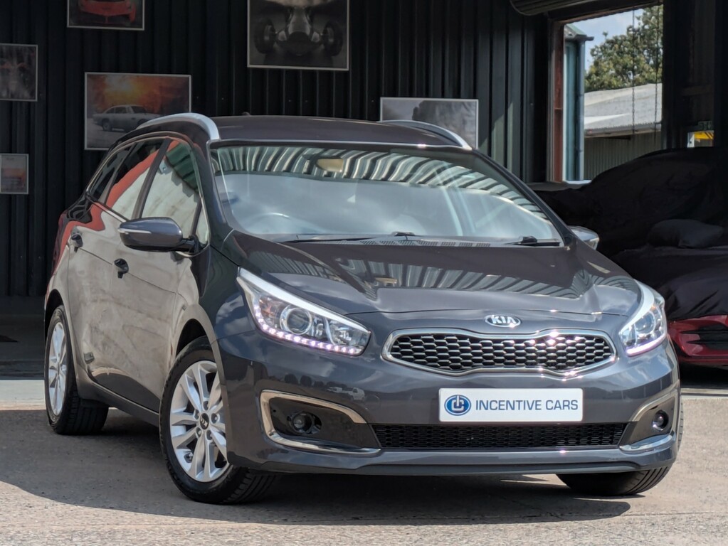Kia Ceed 1.6 Crdi 2 2 Owners. Carplay. Kia Servi Silver #6