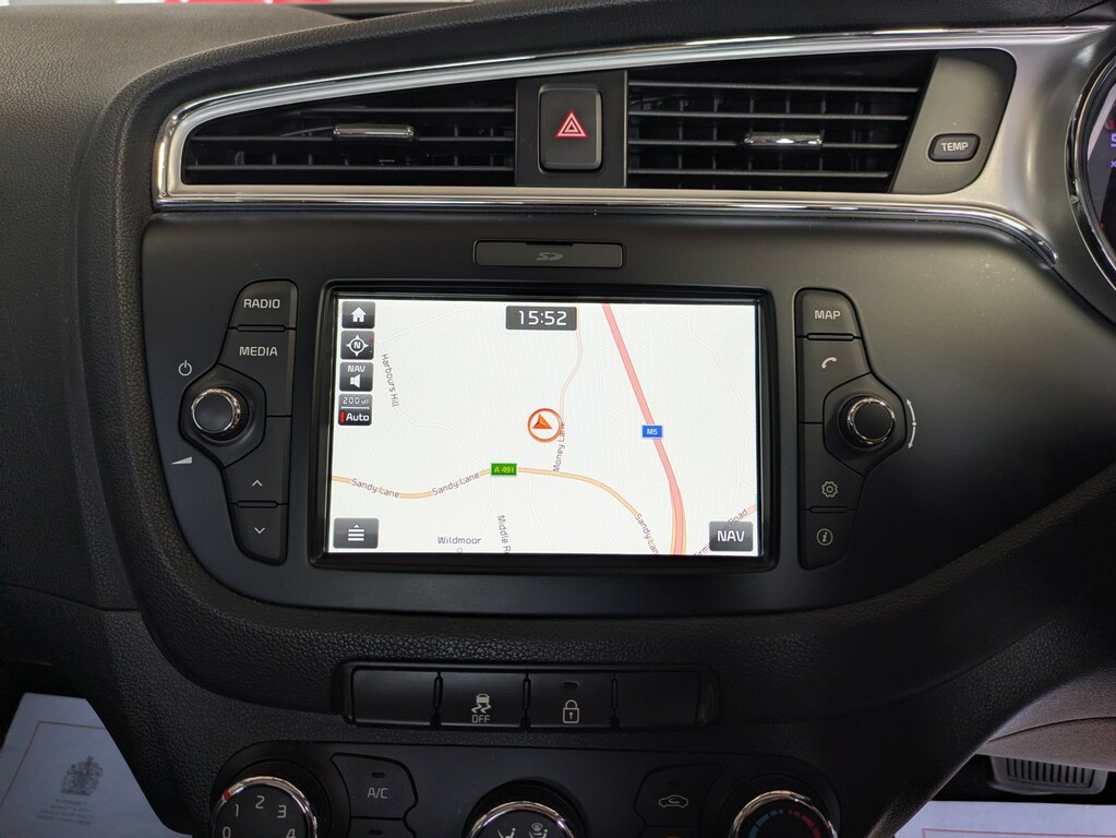 Kia Ceed 1.6 Crdi 2 2 Owners. Carplay. Kia Servi Silver #2