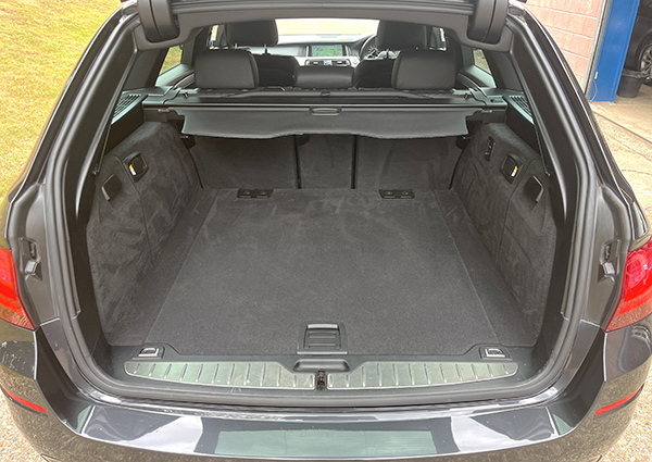 BMW 5 Series M Sport Black #12