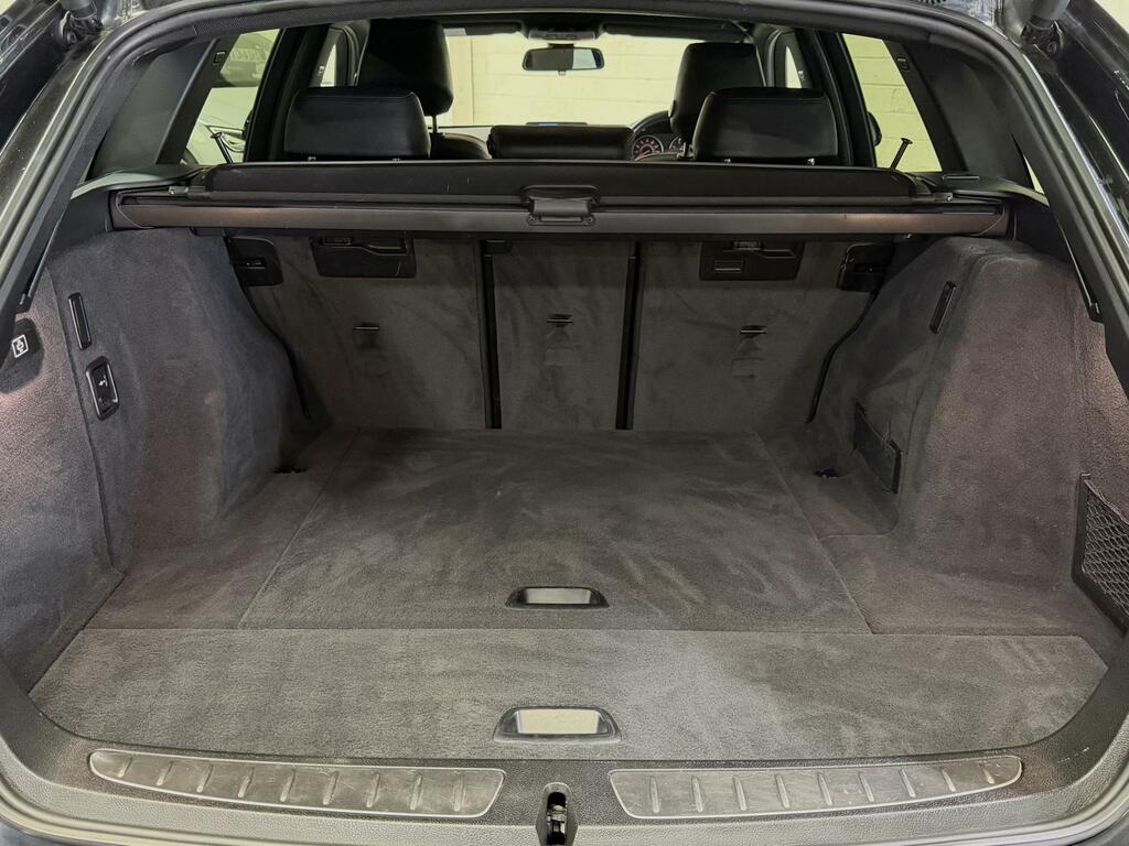 BMW 3 Series 2.0 320D M Sport Shadow Edition Saloon White #13