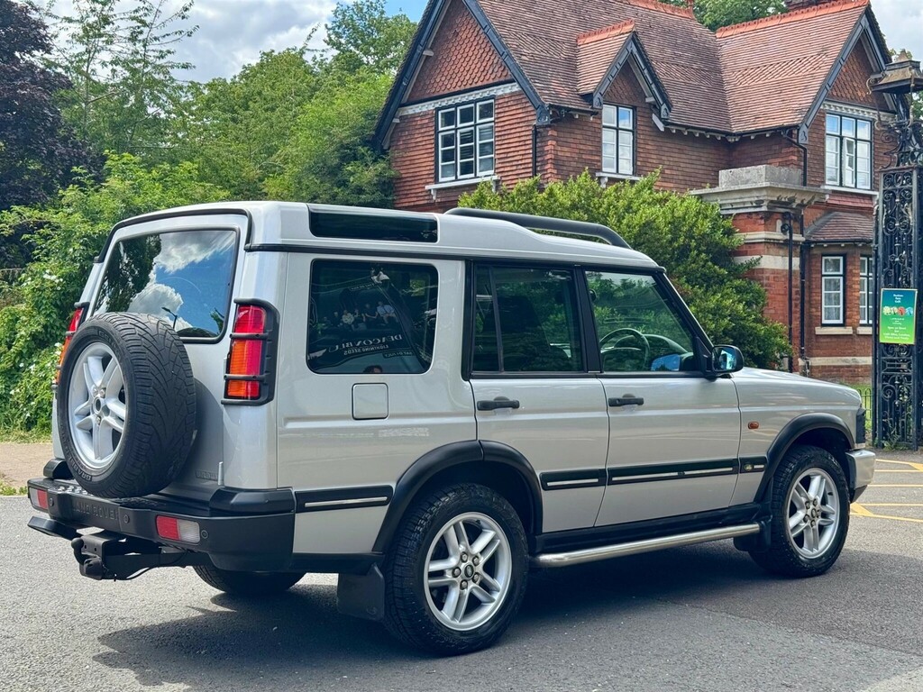 Land Rover Discovery 2.5 Td5 Es Premium Station Wagon Silver #3
