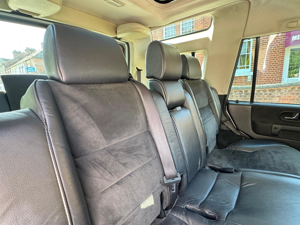 Land Rover Discovery Tdv6 S Blue #27