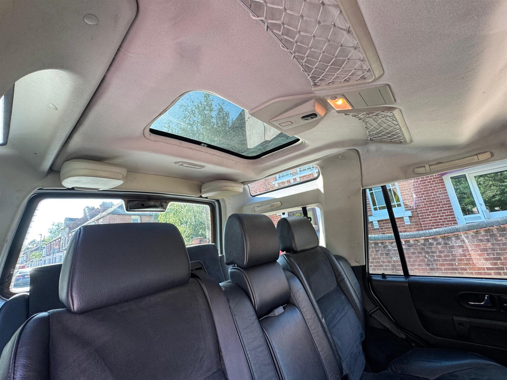 Land Rover Discovery Tdv6 S Blue #33