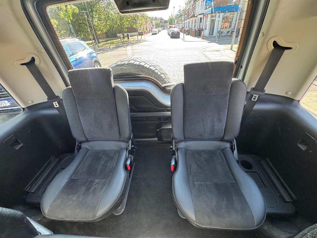 Land Rover Discovery Tdv6 S Blue #34
