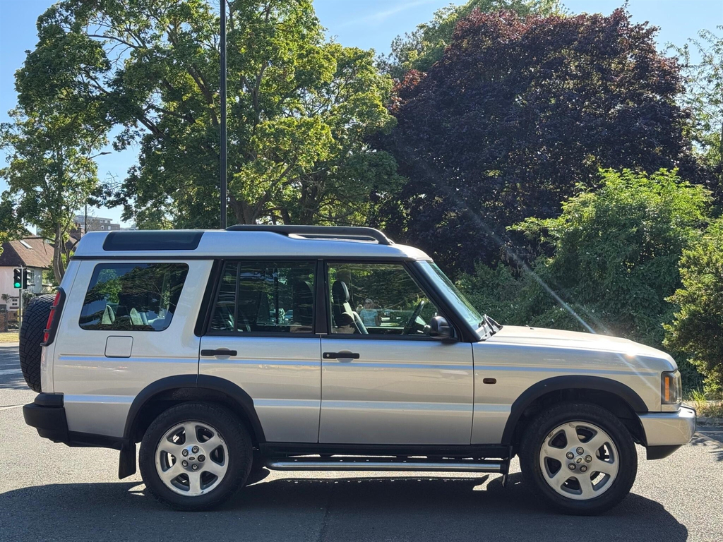 Land Rover Discovery 4.0I V8 Es Station Wagon 7 S Silver #2