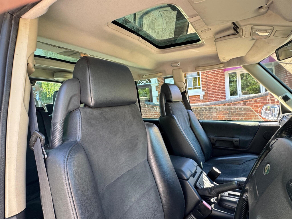 Land Rover Discovery Tdv6 S Blue #16