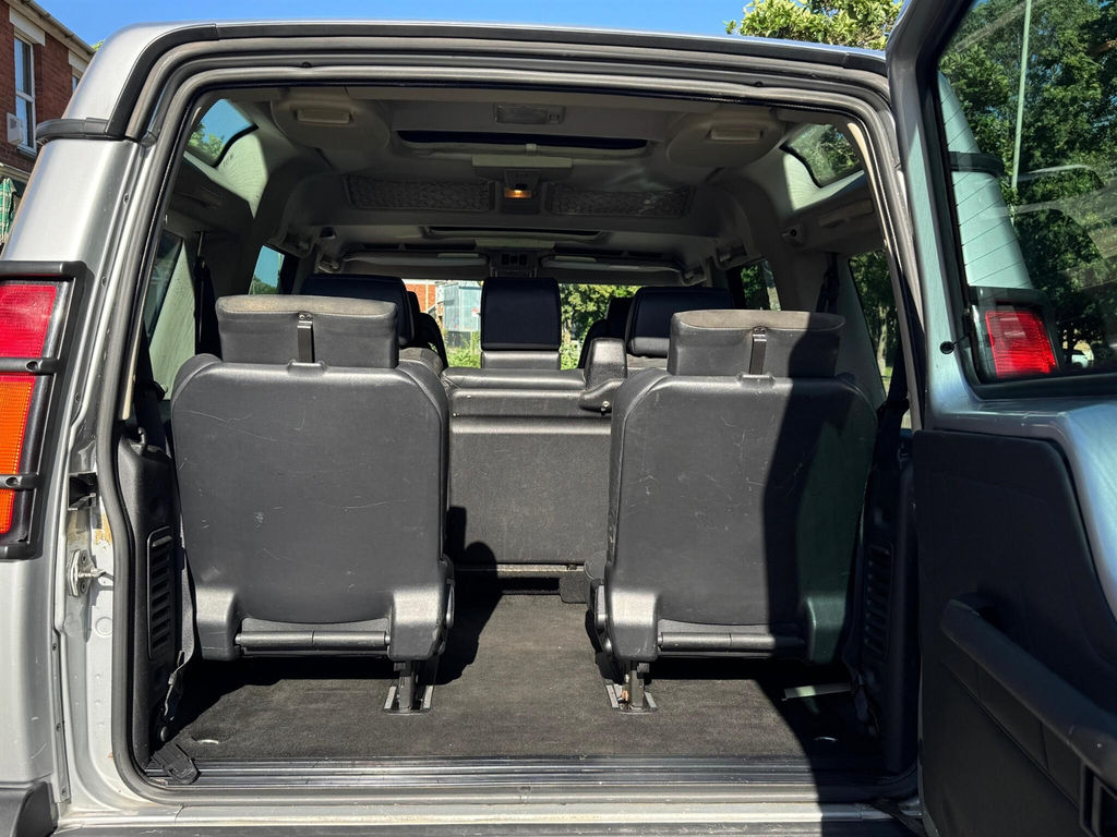 Land Rover Discovery Tdv6 S Blue #32