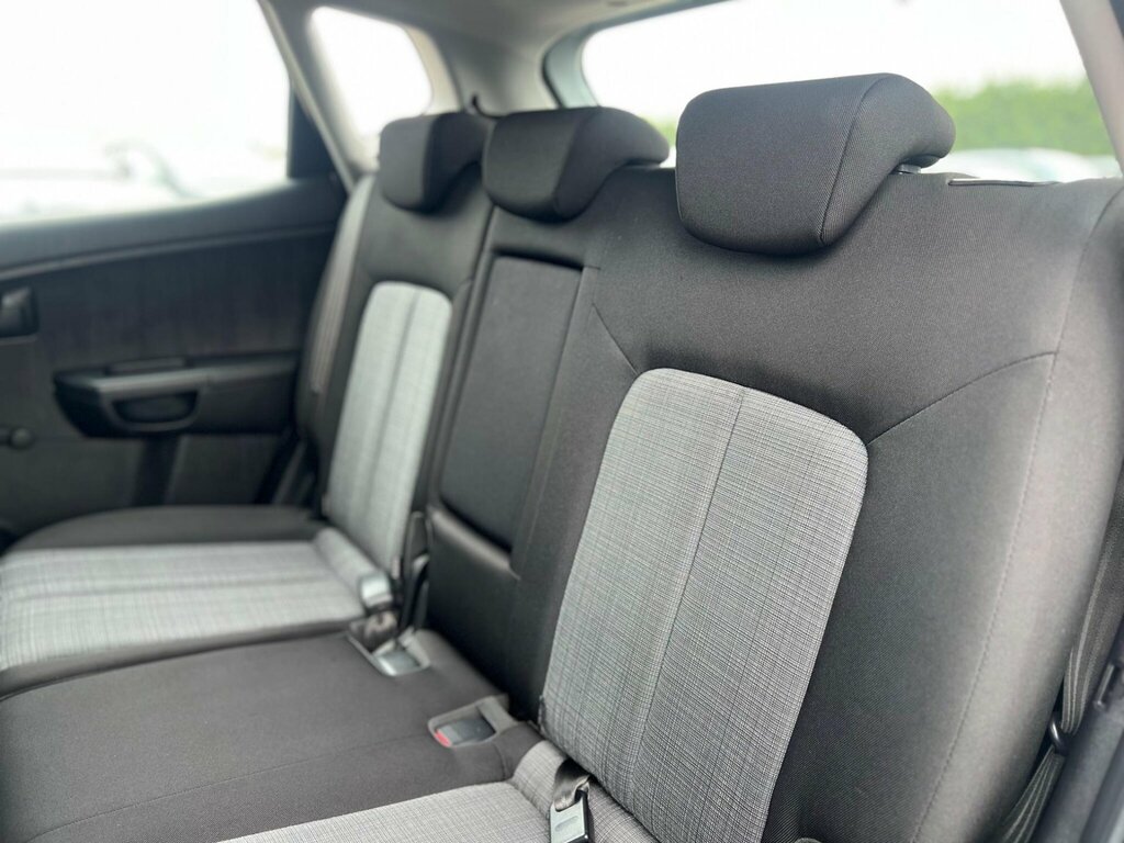 Kia Venga 1.4 2 Mpv Euro 5 89 Bhp Black #35