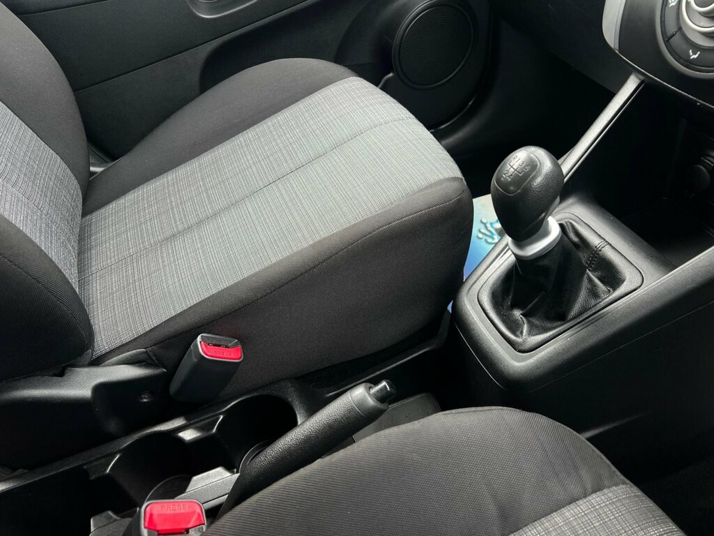 Kia Venga 1.4 2 Mpv Euro 5 89 Bhp Black #50