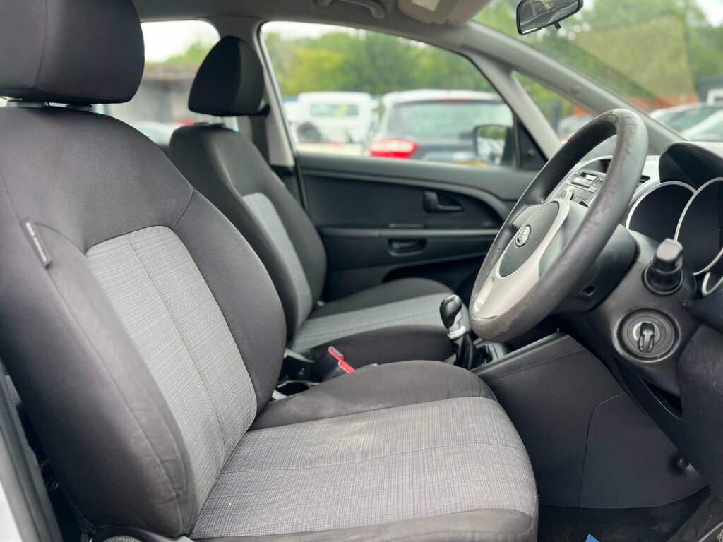 Kia Venga 1.4 2 Mpv Euro 5 89 Bhp Black #26