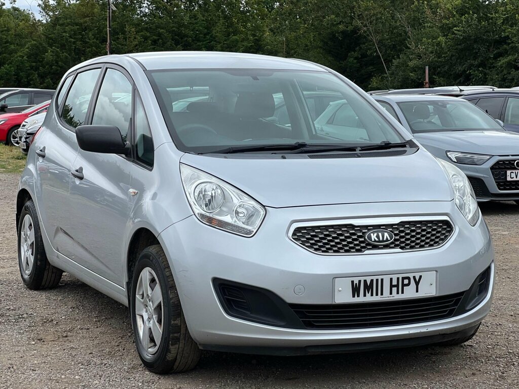 Kia Venga 1.4 1 Euro 5 Silver #2