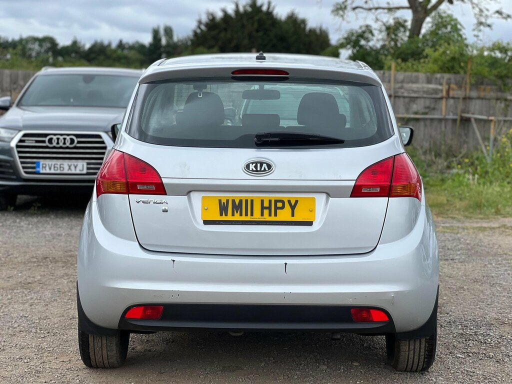 Kia Venga 1.4 2 Mpv Euro 5 89 Bhp Black #7