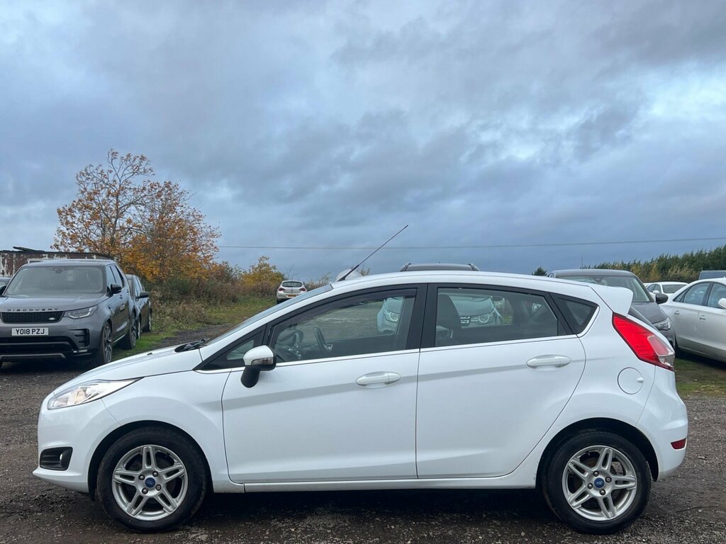 Ford Fiesta 1.25 Zetec Euro 5 White #5