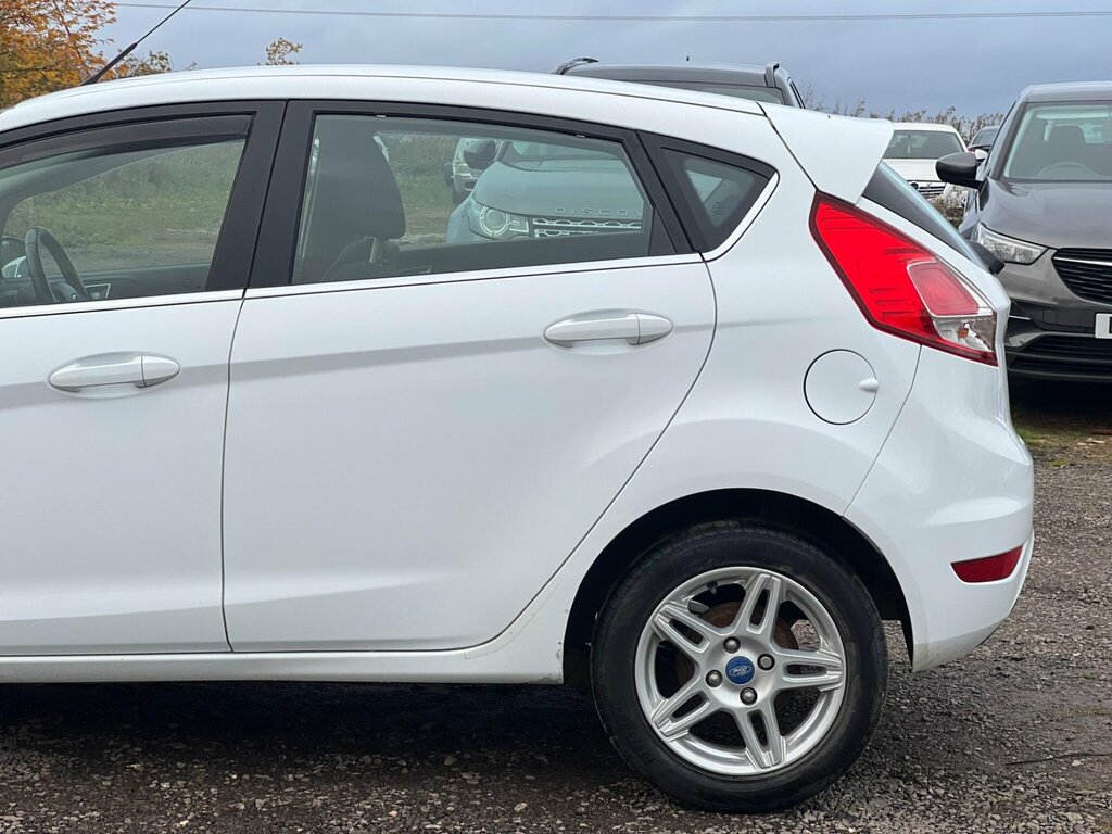 Ford Fiesta 1.25 Zetec Euro 5 White #6
