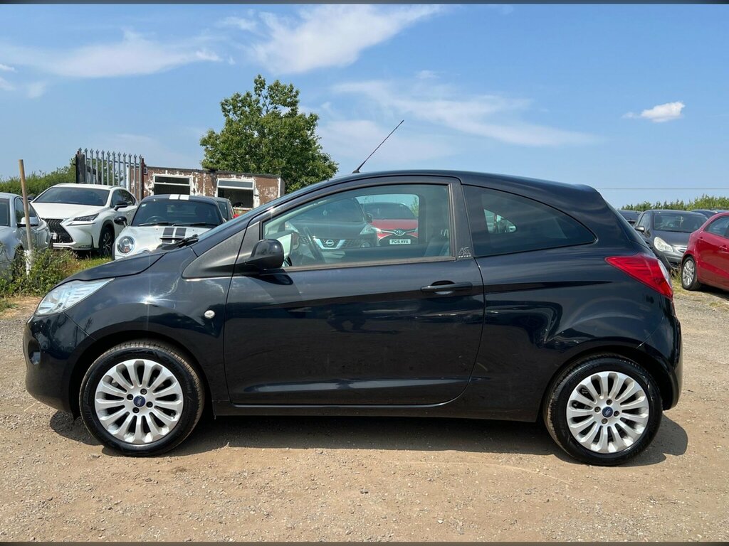 Ford KA Hatchback White #15