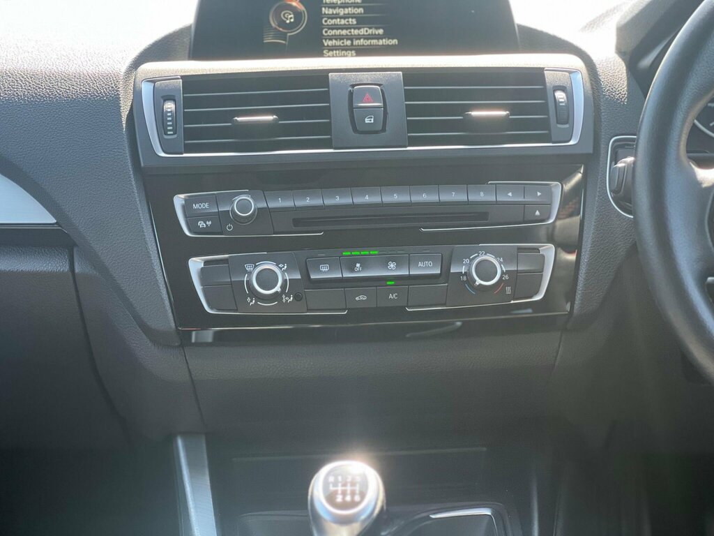 BMW 1 Series Efficientdynamics White #40