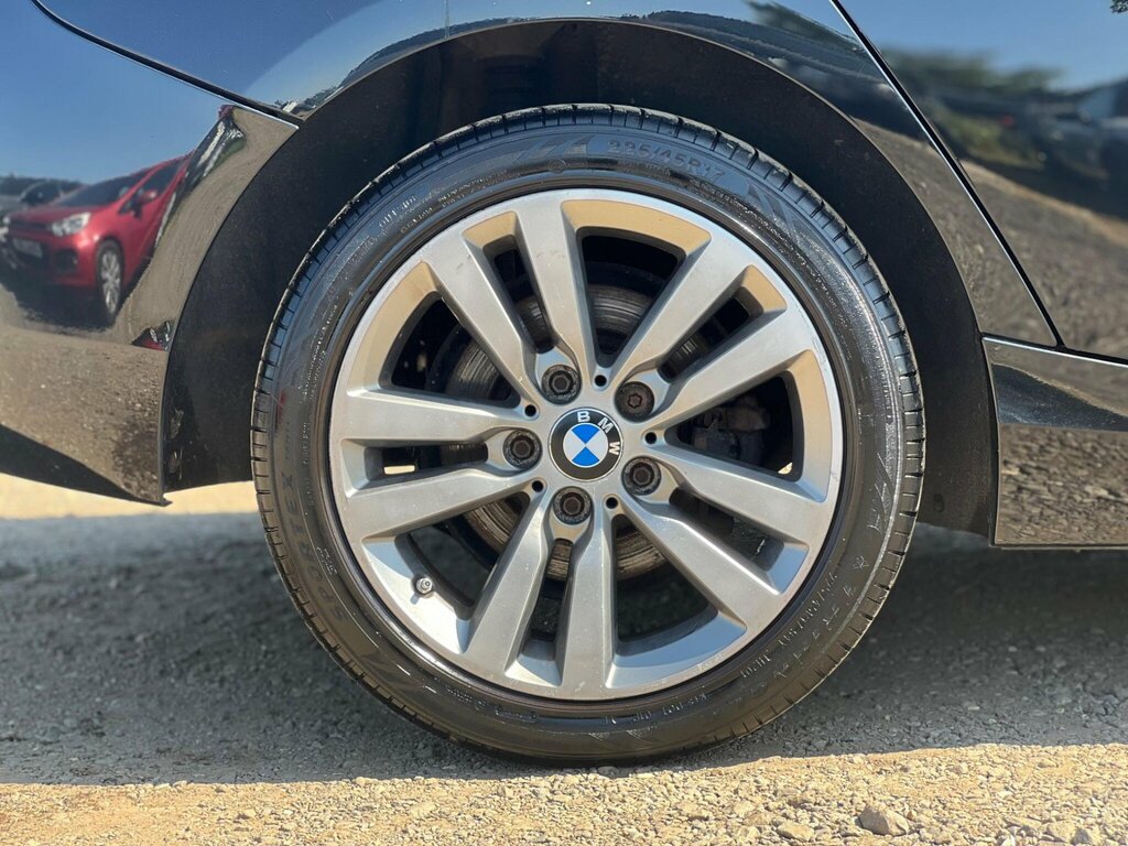 BMW 1 Series Efficientdynamics White #14