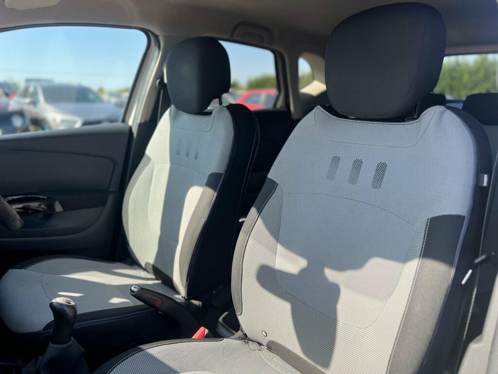 Renault Captur 1.5 Dci Silver #37