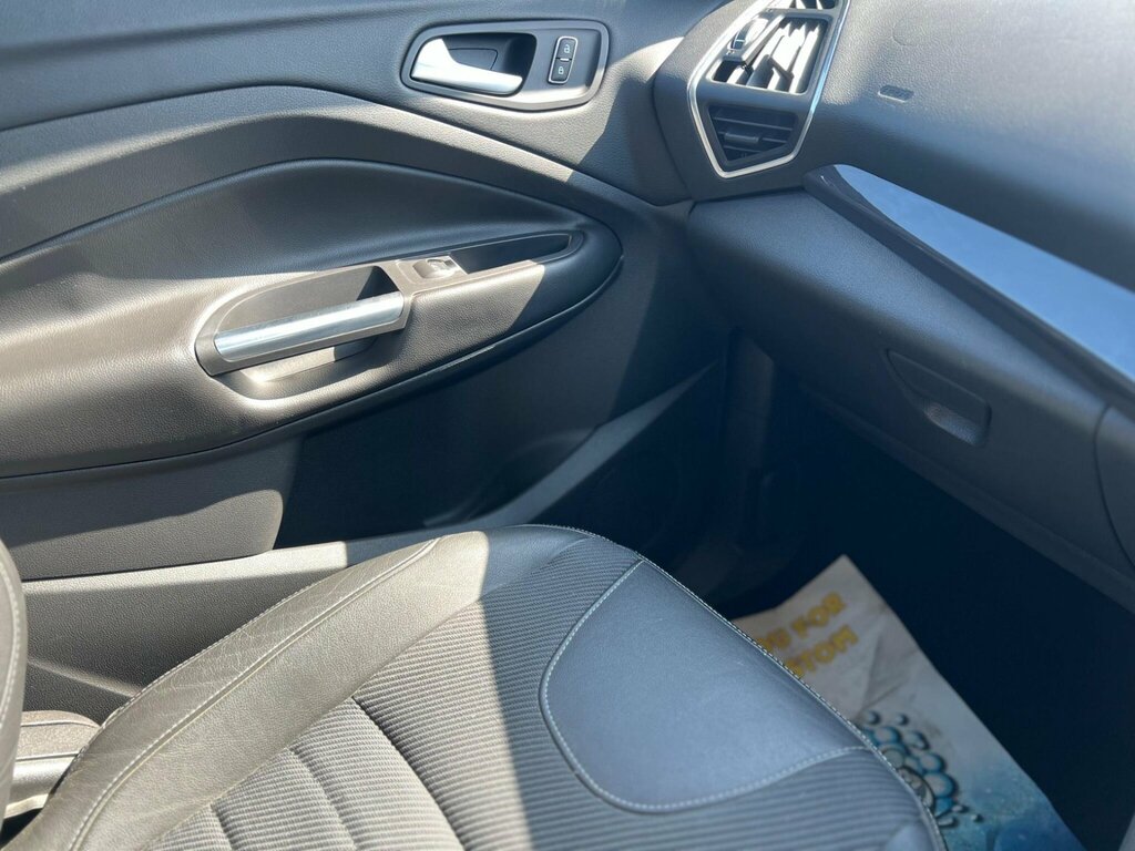 Ford Kuga Hatchback 2.0 White #54