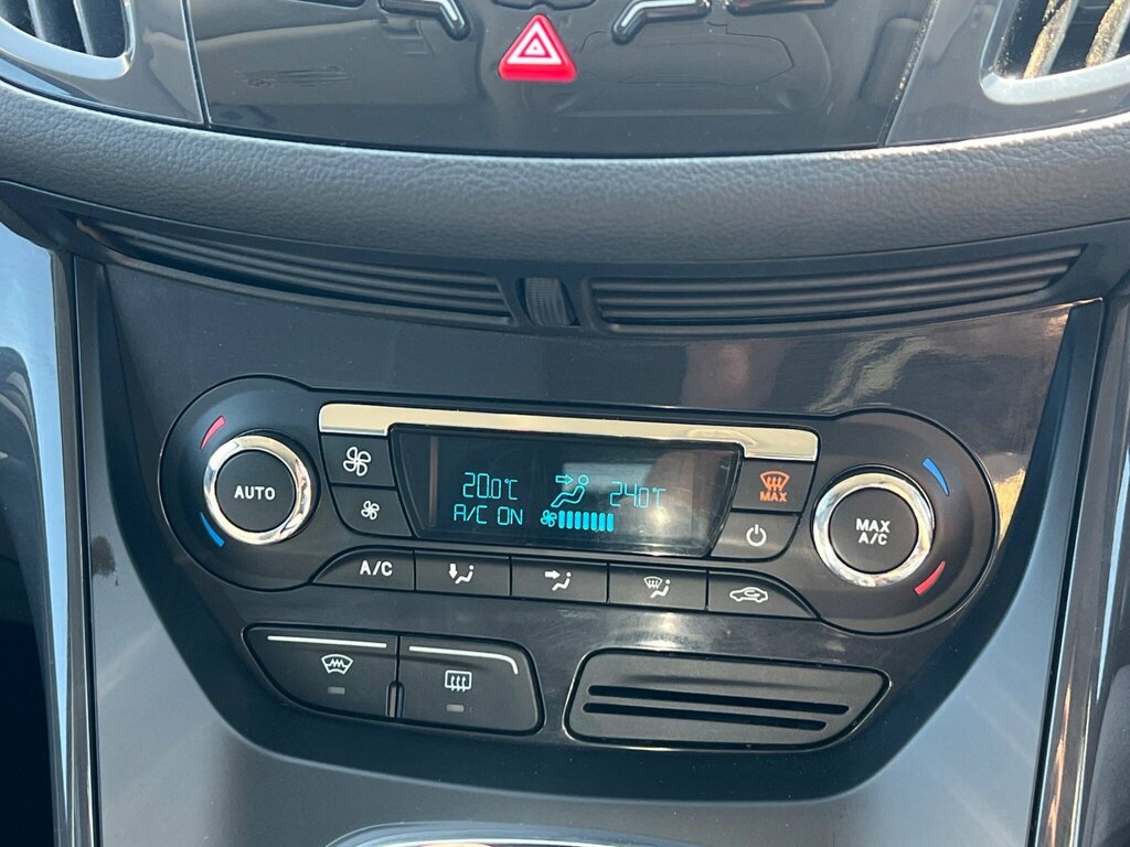 Ford Kuga Hatchback 2.0 White #50