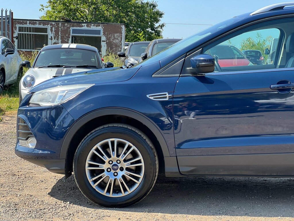Ford Kuga Hatchback 2.0 White #16