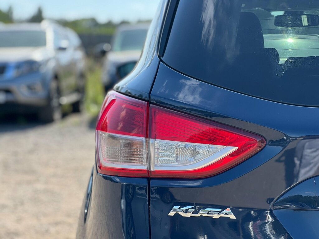Ford Kuga Hatchback 2.0 White #22