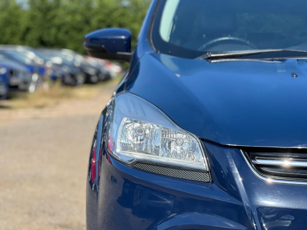 Ford Kuga Hatchback 2.0 White #21