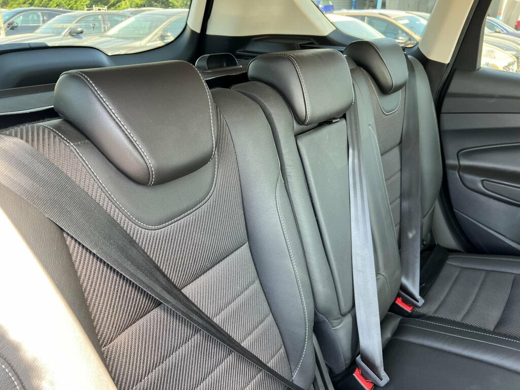 Ford Kuga Hatchback 2.0 White #33