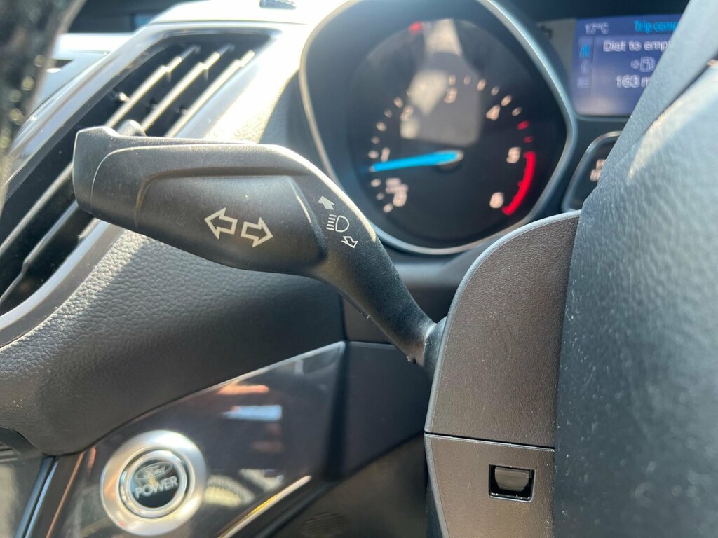 Ford Kuga Hatchback 2.0 White #45
