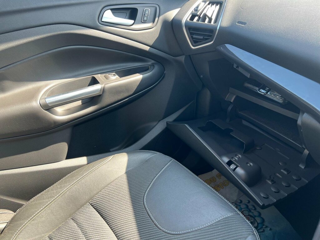 Ford Kuga Hatchback 2.0 White #55