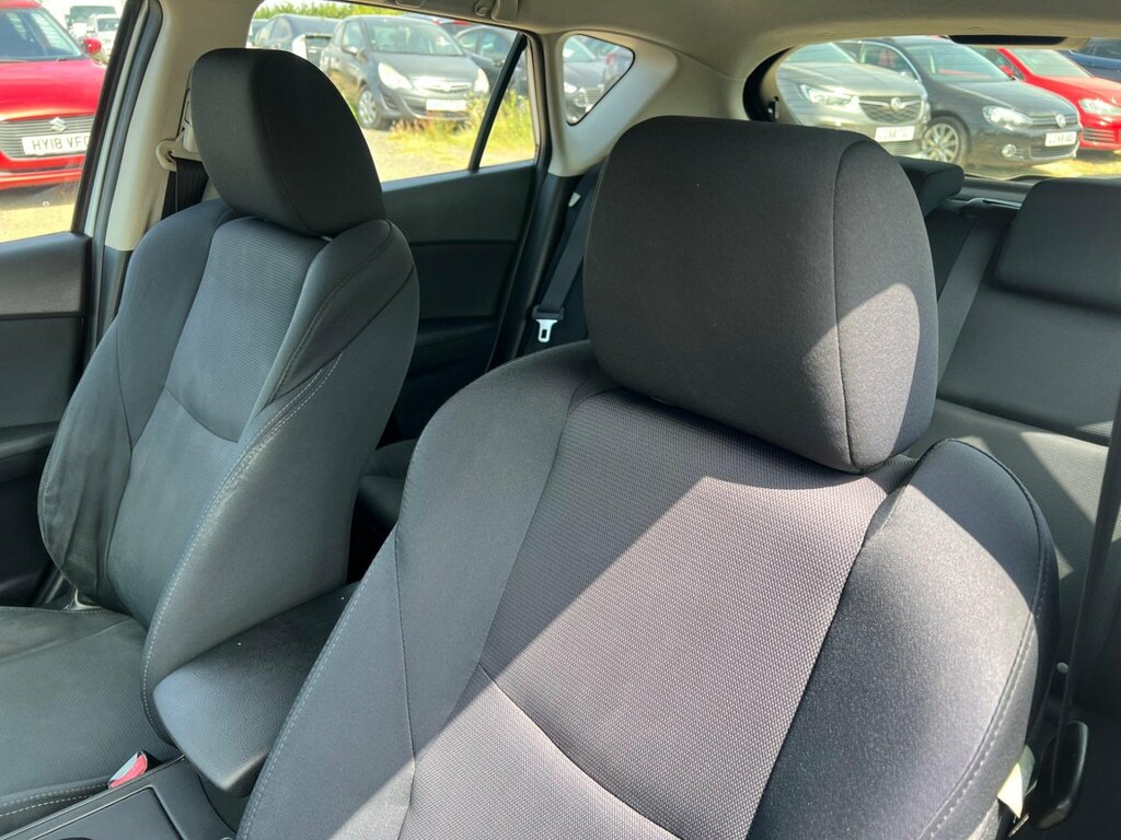 Mazda 3 1.6L Ts2 105 Bhp Silver #36