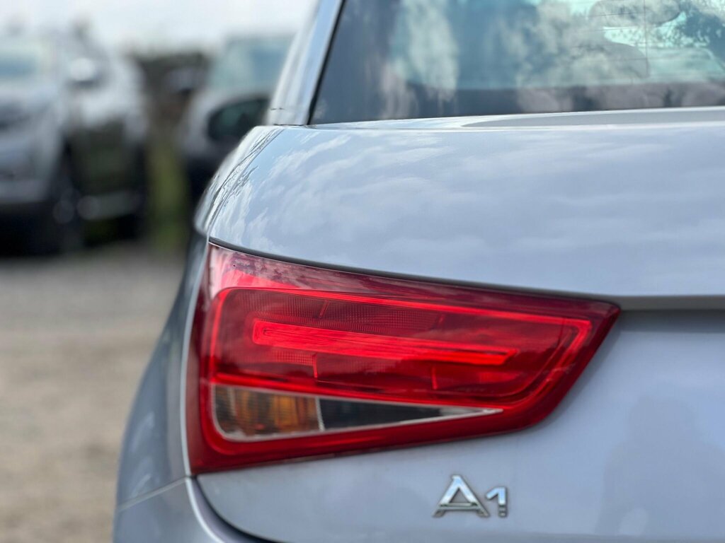 Audi A1 Tfsi Sport White #22