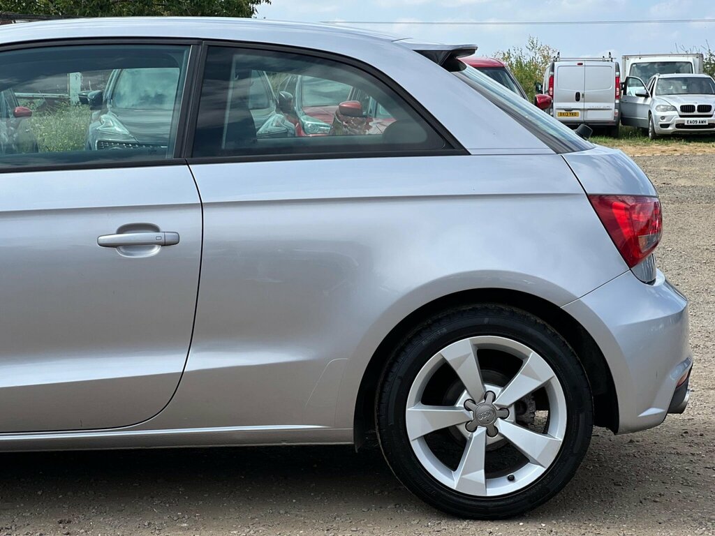 Audi A1 Tfsi Sport White #17