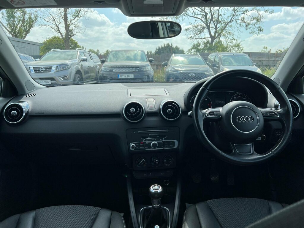 Audi A1 Tfsi Sport White #35