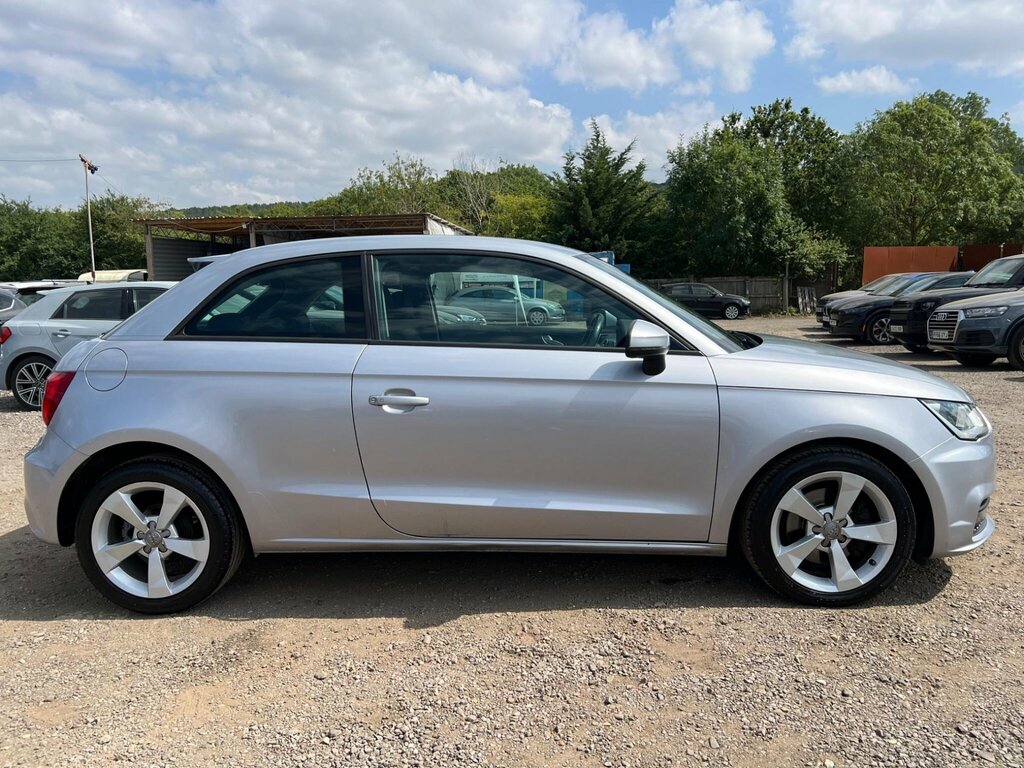 Audi A1 Tfsi Sport White #10