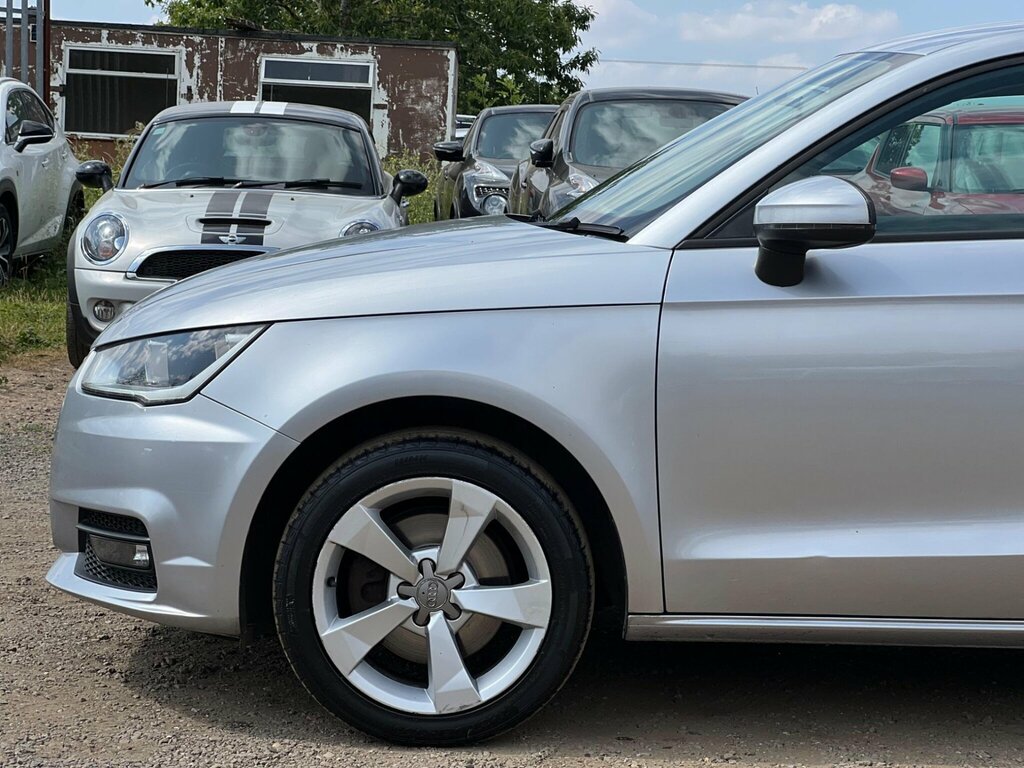 Audi A1 Tfsi Sport White #16