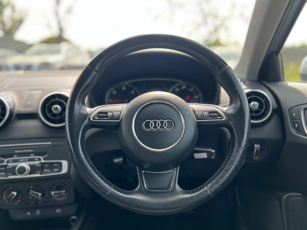 Audi A1 Tfsi Sport White #40