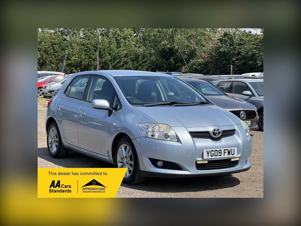 Toyota Auris 1.33 Vvt-i Tr Ss Blue