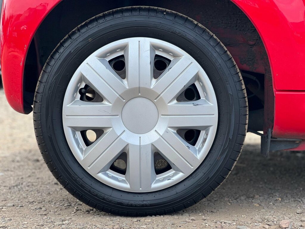 Peugeot 107 1.0 Active Red #14