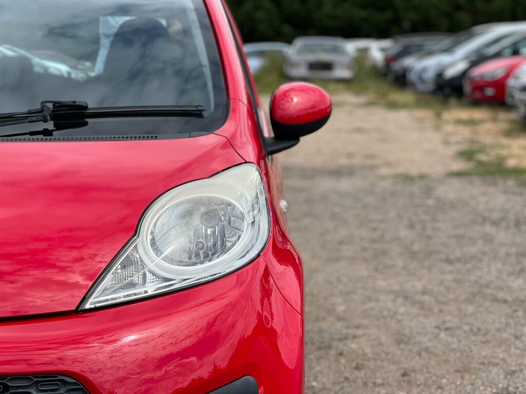 Peugeot 107 1.0 Active Red #20