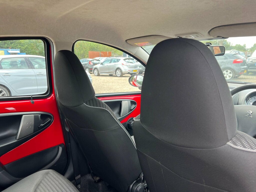 Peugeot 107 1.0 Active Red #28