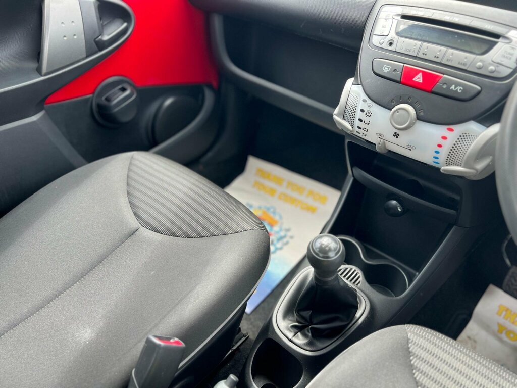 Peugeot 107 1.0 Active Red #44