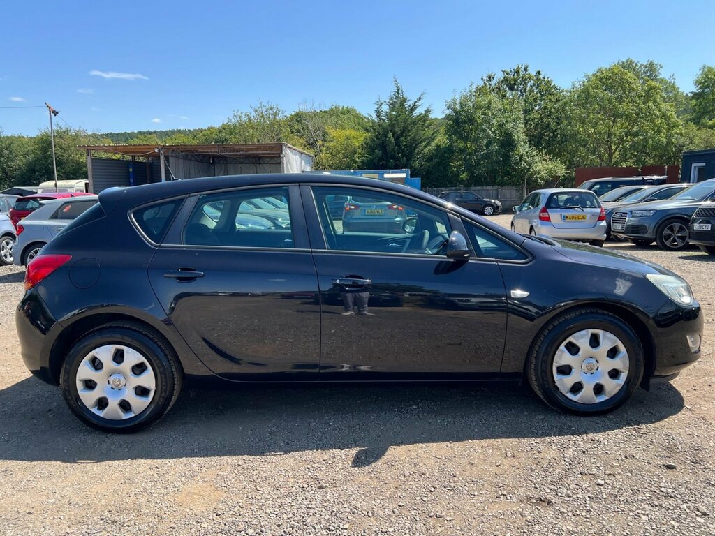Vauxhall Astra 1.6 16V Elite Black #9