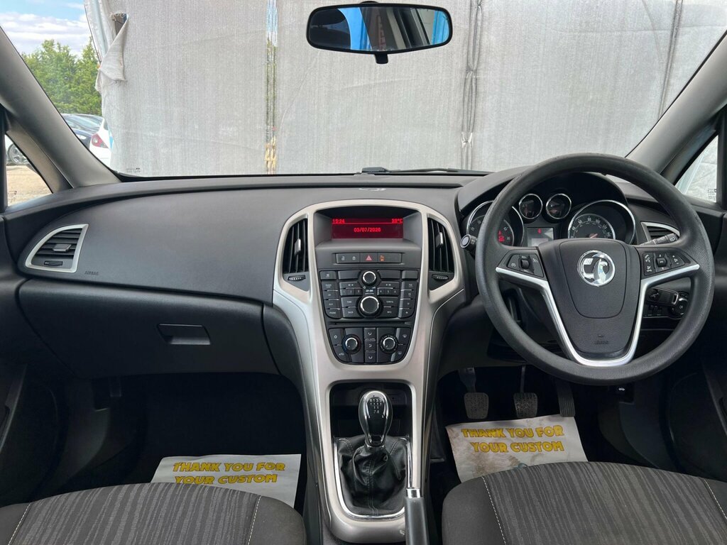 Vauxhall Astra 1.6 16V Elite Black #32