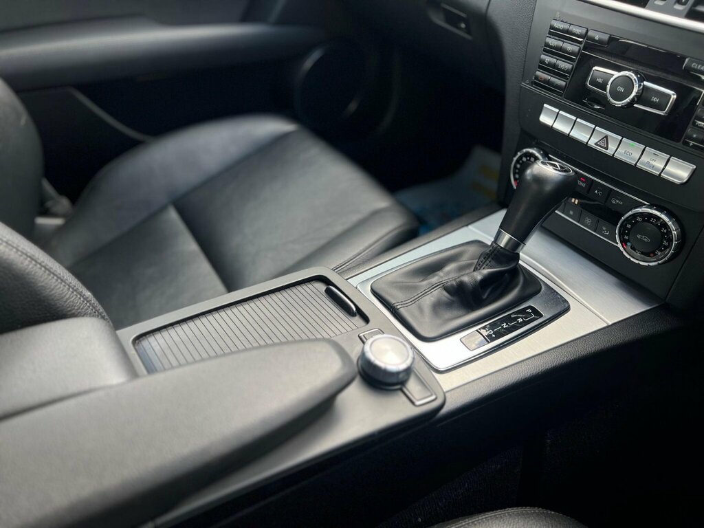 Mercedes-Benz C Class C180 Cgi Blueefficiency Sport Silver #54