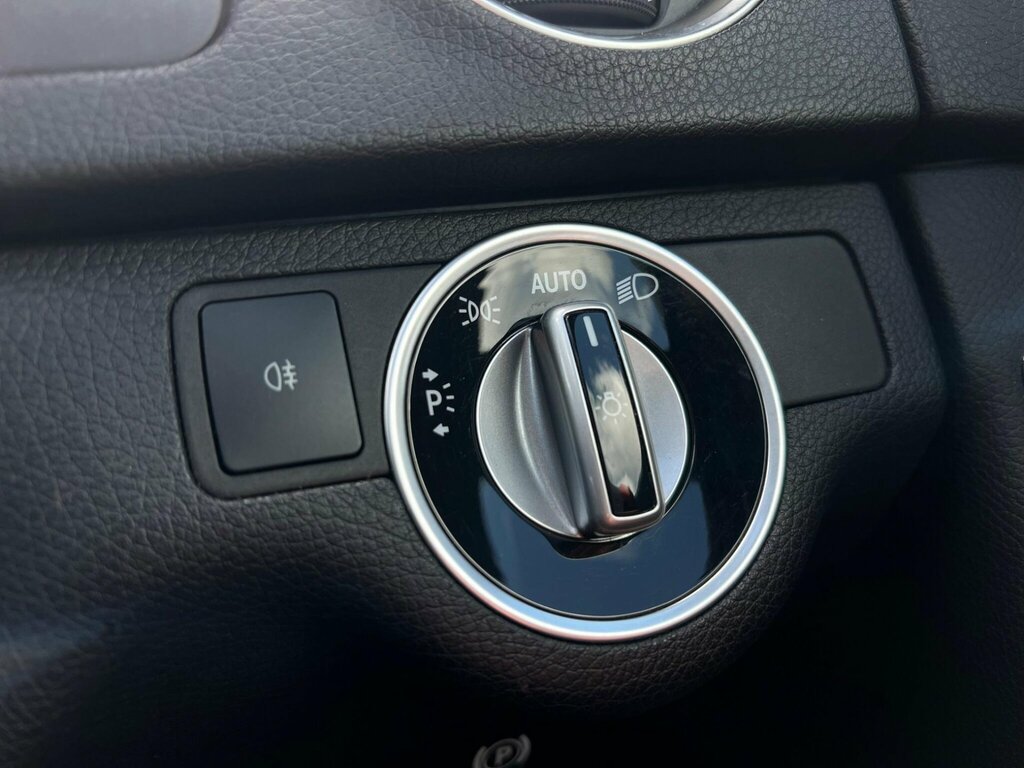 Mercedes-Benz C Class C180 Cgi Blueefficiency Sport Silver #51
