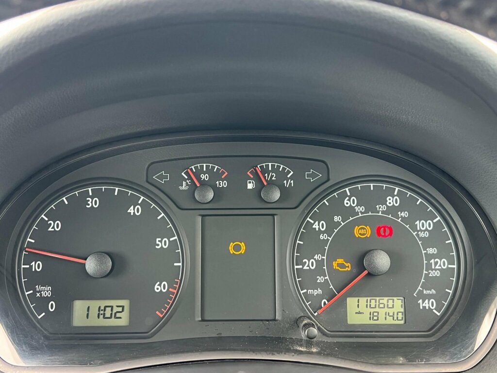 Volkswagen Polo Hatchback 1.2 E 200202 Blue #46