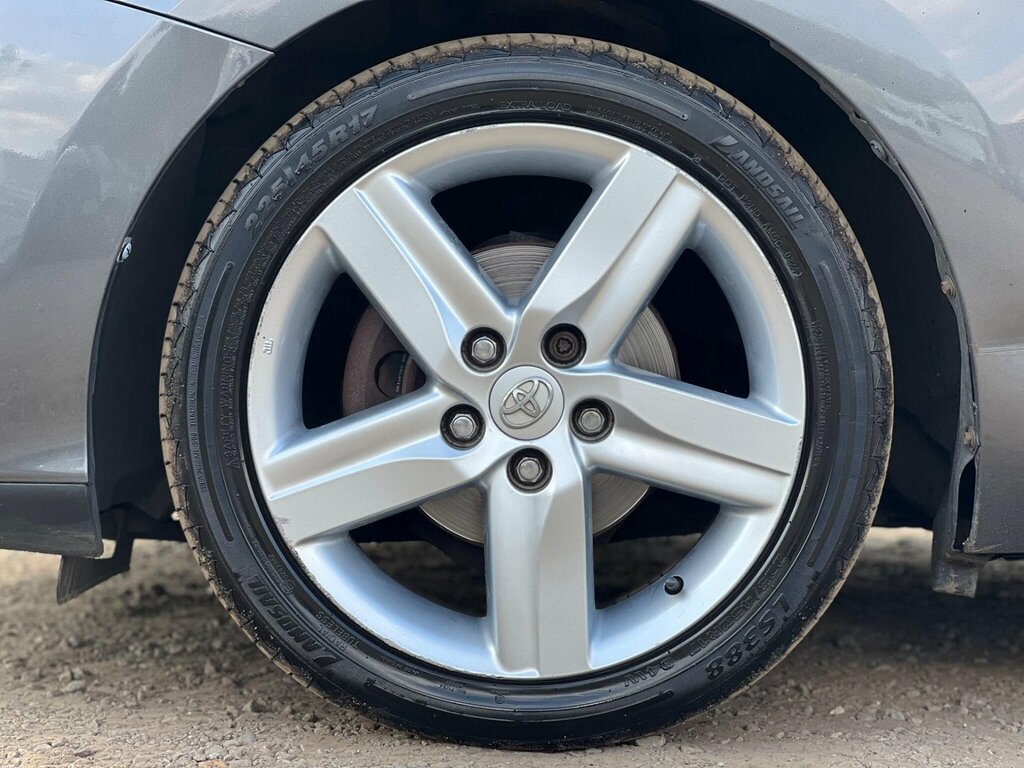 Toyota Auris Grey #18
