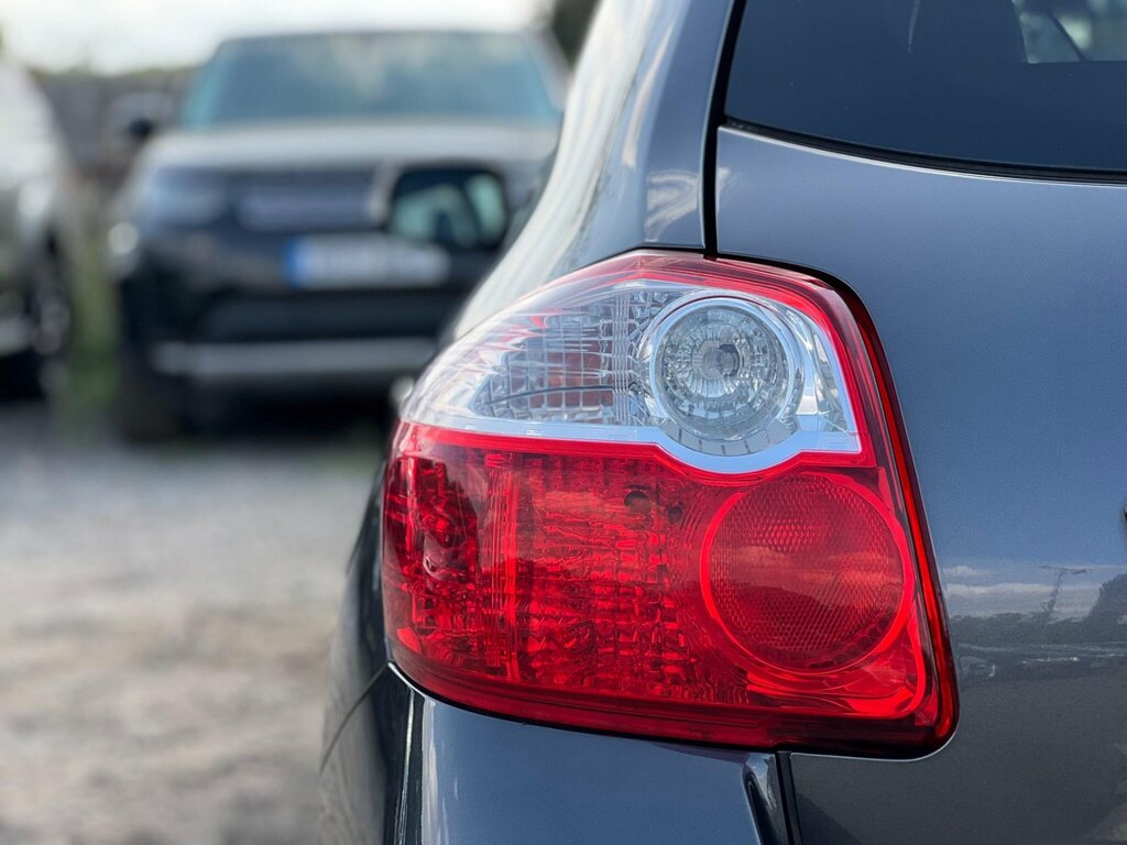 Toyota Auris Grey #22