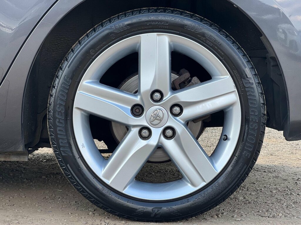 Toyota Auris Grey #19